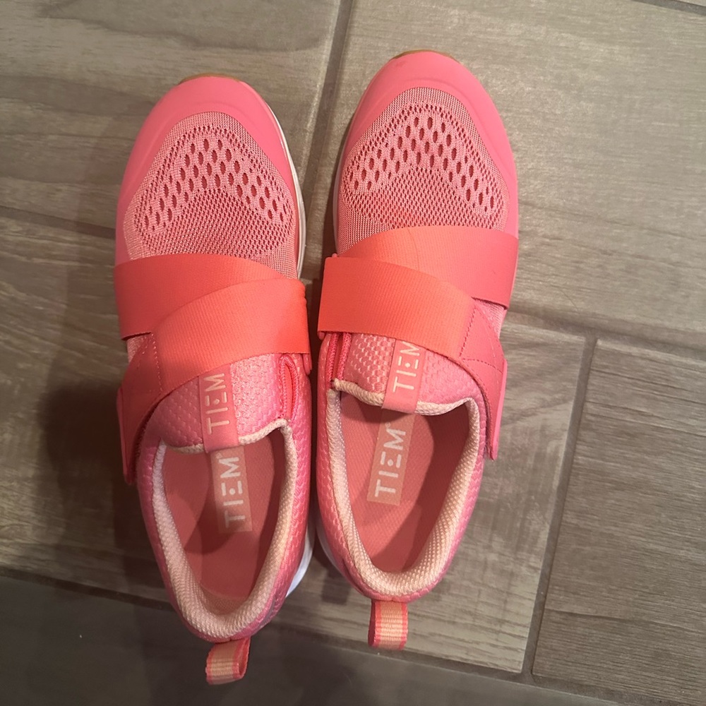 Pink Tiem cycling shoes